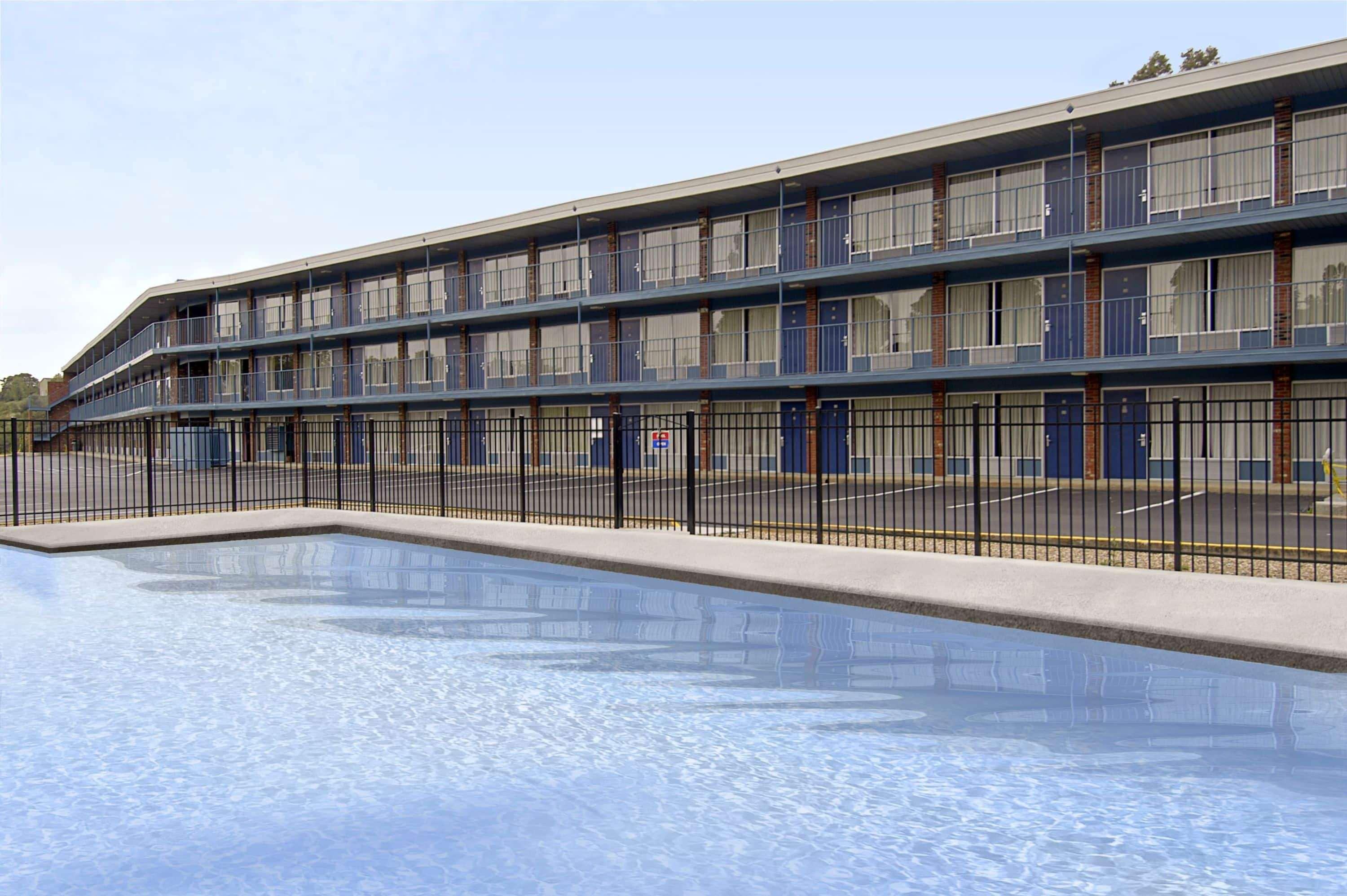 Days Inn By Wyndham Lexington Kemudahan gambar